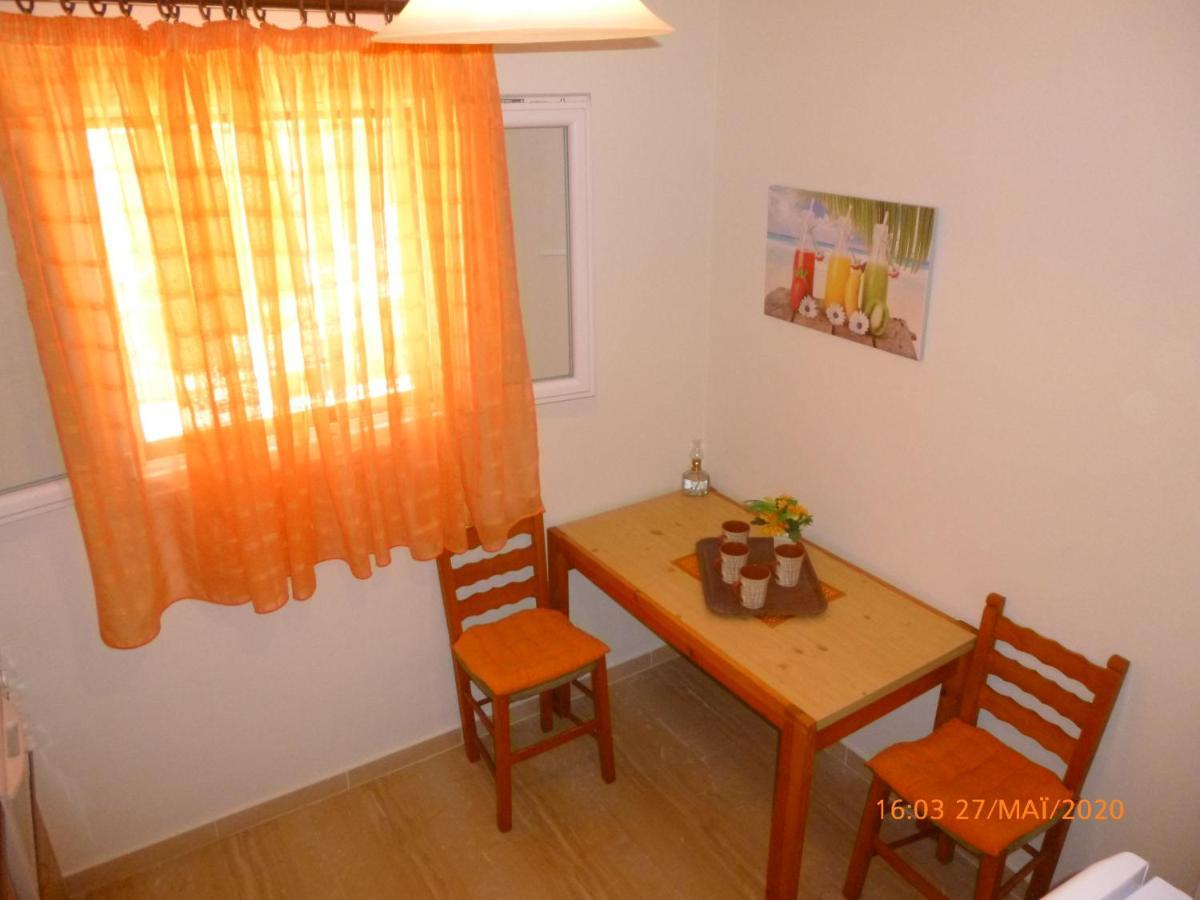 Bungalows Niki Ахарави Екстериор снимка