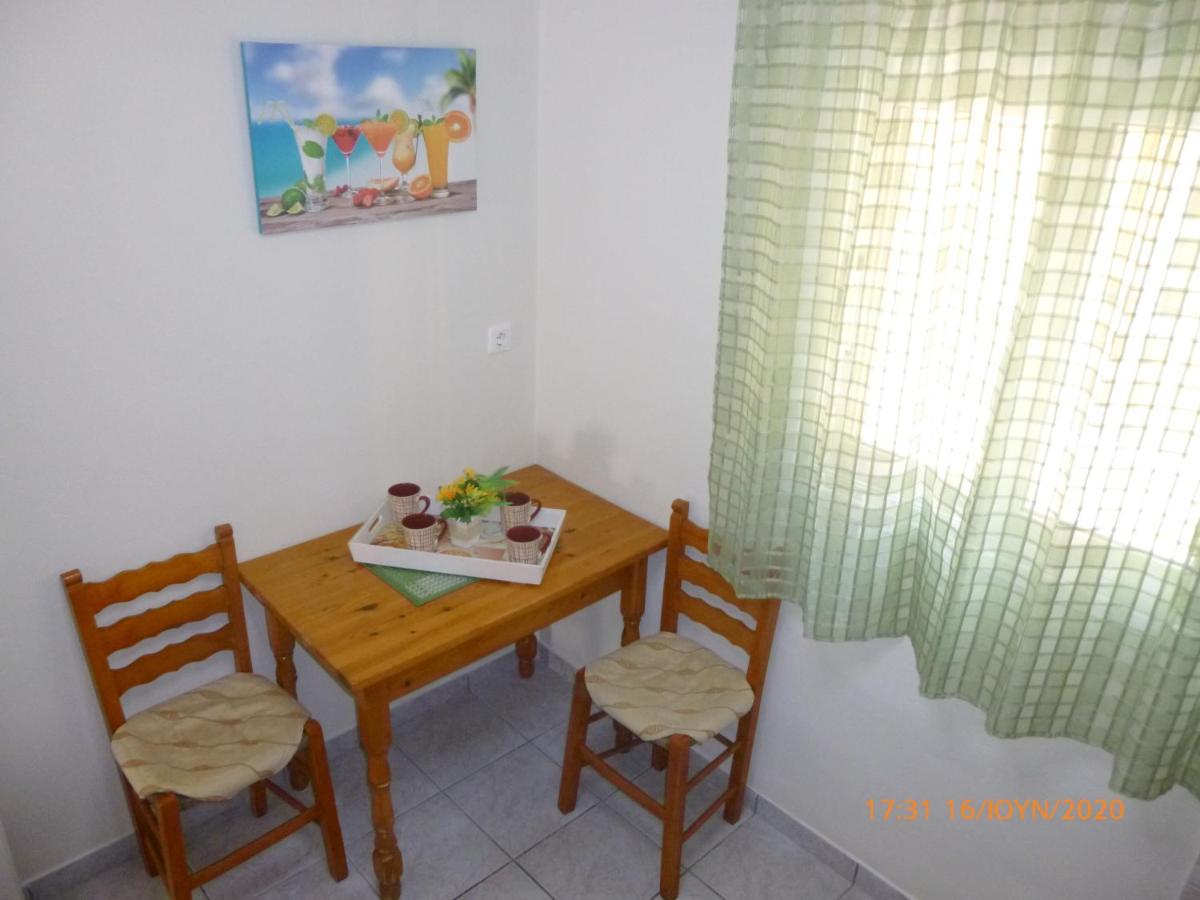 Bungalows Niki Ахарави Екстериор снимка